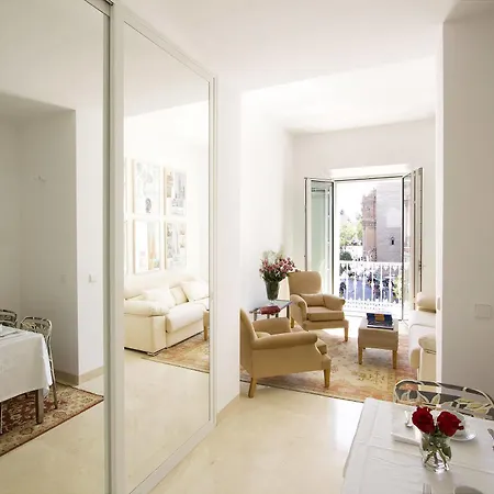 Alemanes Gradas Luxury * Seville