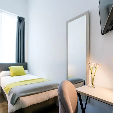 Hotel La Puerta De Palacio - Adults Only