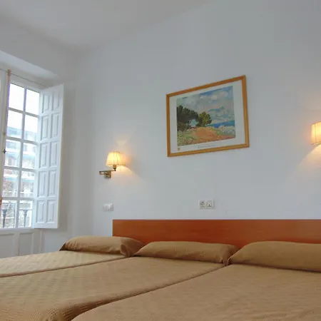 Konukevi El Cairo 2*