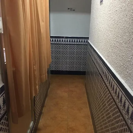 Pensión Alcobia 2*