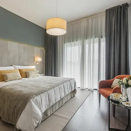 Sevilla 4*