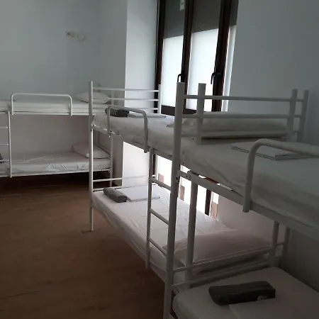 Hub Hostel *