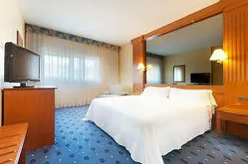 Tryp Macarena 酒店
