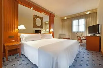 Tryp Macarena 塞维利亚