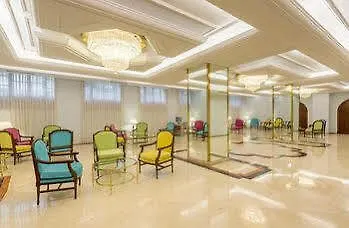 酒店 Tryp Macarena 4*