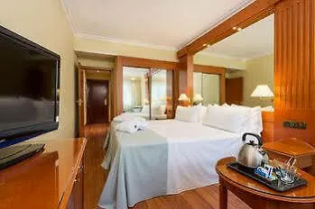 Tryp Macarena 酒店 4*