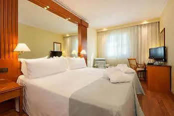 Tryp Macarena 塞维利亚
