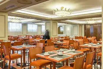 Tryp Macarena 4* 塞维利亚