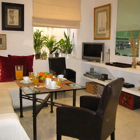 En Centro Histórico Con Parking Gratis Apartamento Sevilla