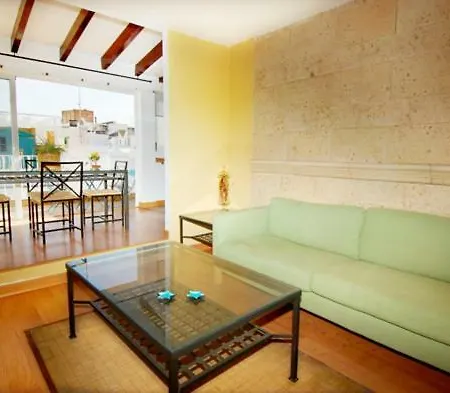 Atico Amistad Apartment