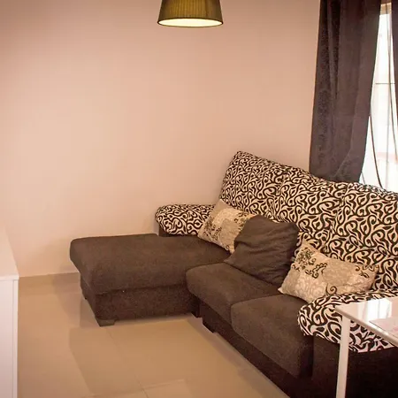 Eco-apartamento Salao En Triana