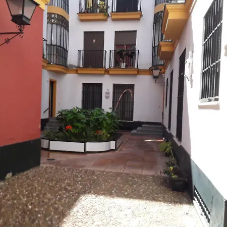 Junto A Casa Pilatos Appartement *