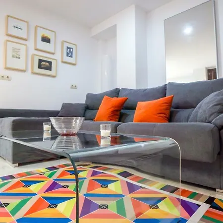 Rentalsevilla Espacioso Duplex En La Puerta Real Sewilla