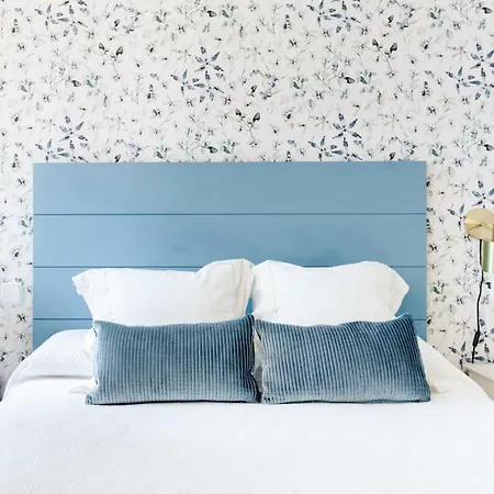 Apartamento Pajaritos * Севилья