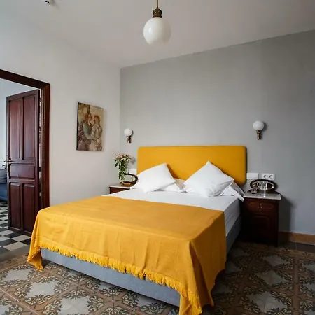 Hotel apartamentowy Machado 3*