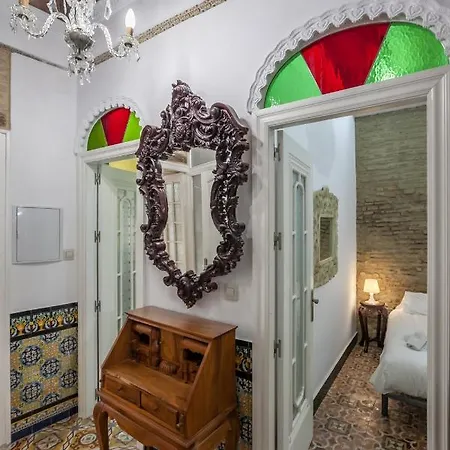 Pequeño Palacete Calle Santas Patronas Apartamento *