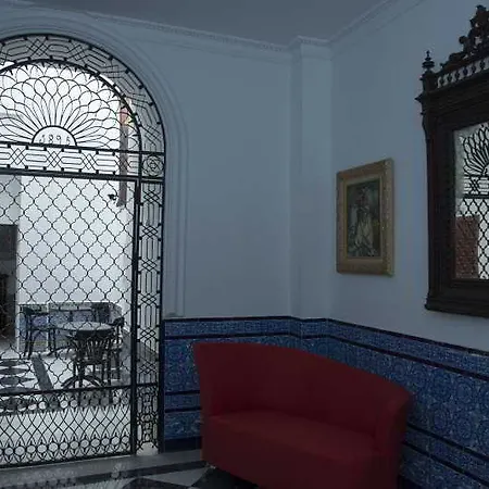Cool Hotel