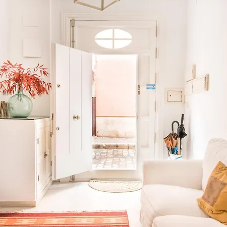 Azafran Apartment