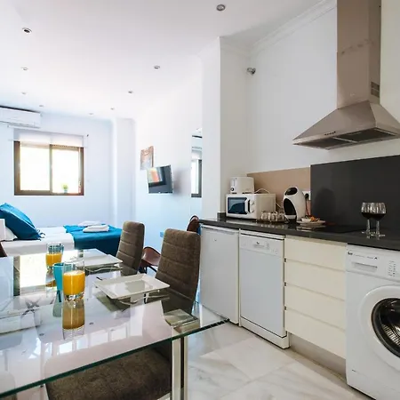 Hostly Plaza De Armas Lightfull Loft-center-parking Op-cless * Seville