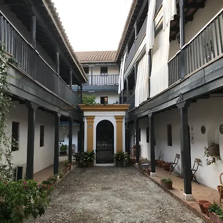 S27 Corral Del Siglo Xvi Sevilha