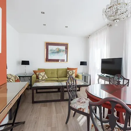 Dreamsapt Plaza Nueva Apartment Seville