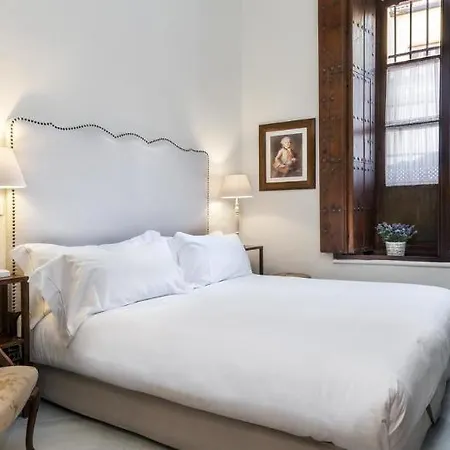 Amadeus Hotel