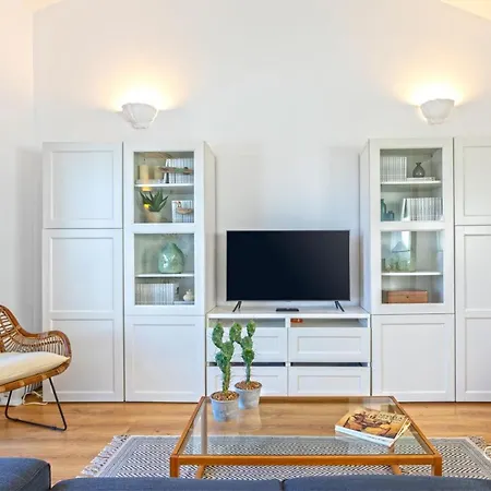 Genteel Castilla Terrace Apartamento