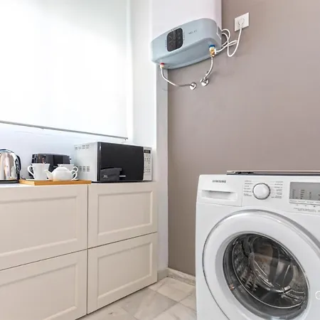 Genteel Castilla Terrace Apartamento *