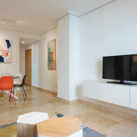 San Bernardo Boutique - Free Parking Seville