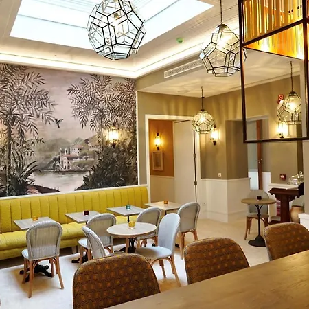 Amadeus Hotel 4*