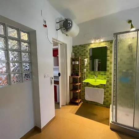 Apartment Triana Y *