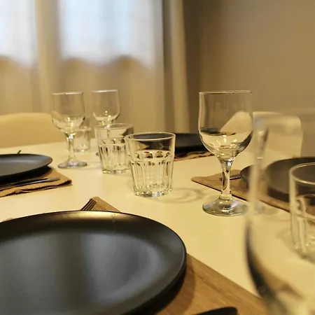 Wish Suite Puerta Osario 公寓 *