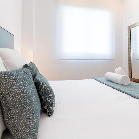 Nine O'clock Metrosol Apartment