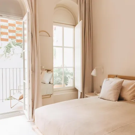 Plácido Y Grata Hotel 4*