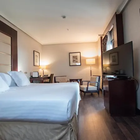 Center Hotel