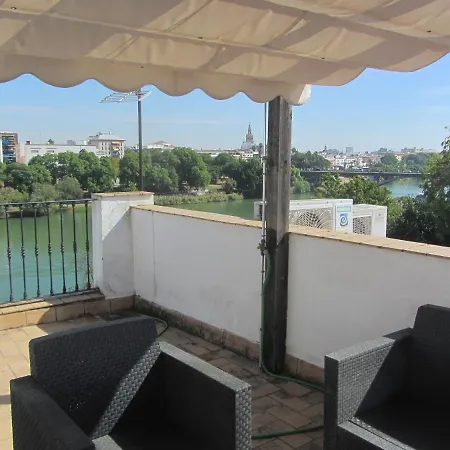 Trianabridgeviews ático Con Vistas Al Puente De Triana Calle Castilla 38