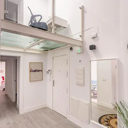 Style & Design By Sevillaluxurysuites Apartment *