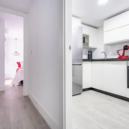Style & Design By Sevillaluxurysuites Apartment