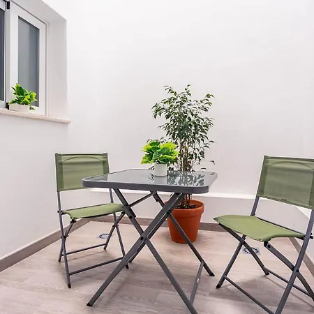 Apartment Style & Design By Sevillaluxurysuites *