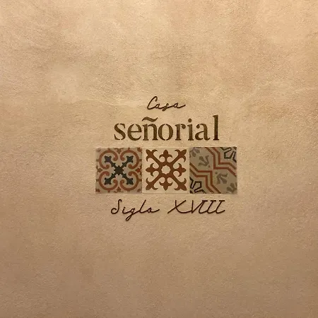 Casa Senorial Del Siglo Xviii * Sevilha