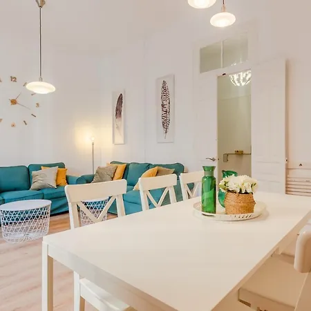 Apartment Avanti La Campana, Con Un Balcon Que Te Enamorara Del Ambiente De *