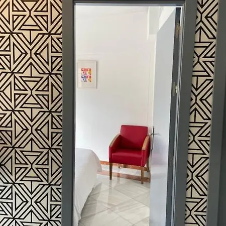 Avenida Apartment *
