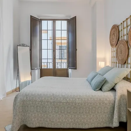 Apartment Avanti La Campana, Con Un Balcon Que Te Enamorara Del Ambiente De *