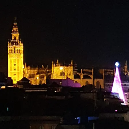 Avanti La Campana, Con Un Balcon Que Te Enamorara Del Ambiente De Apartment