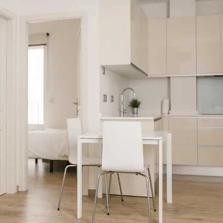 Apartment T1, Tirso De Molina, Luminoso Y Tranquilo *