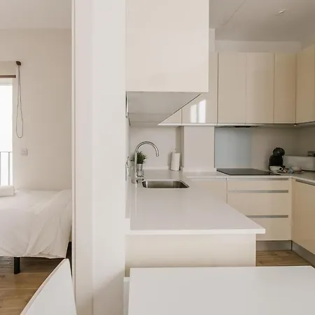 Apartment T1, Tirso De Molina, Luminoso Y Tranquilo