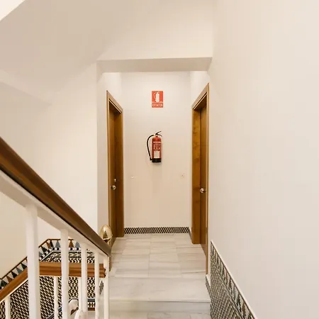 Apartment T1, Tirso De Molina, Luminoso Y Tranquilo *