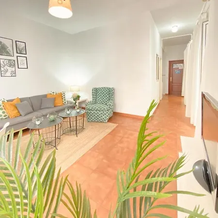 Διαμέρισμα Superb In Downtown Of ,parking Optional, !! *