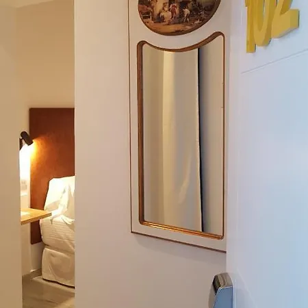 Hotel Basic Catedral Sevilla