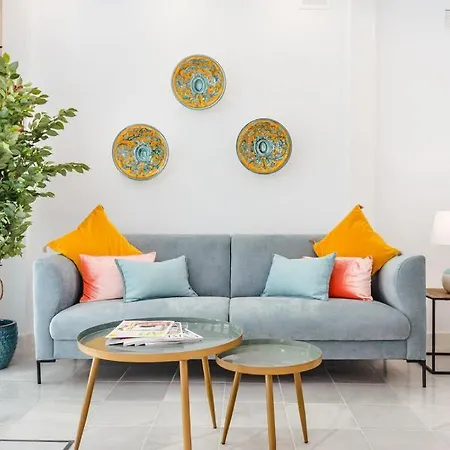Espectacular Casa De 6 Dormitorios, 7 Banos Y 2 Terrazas Сasa de vacaciones Sevilla